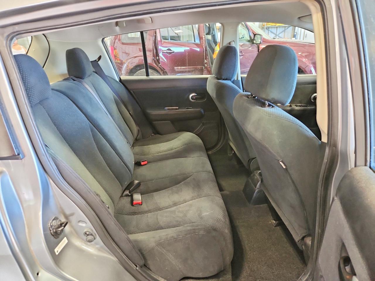 2012 NISSAN VERSA 1.8 S photo 10