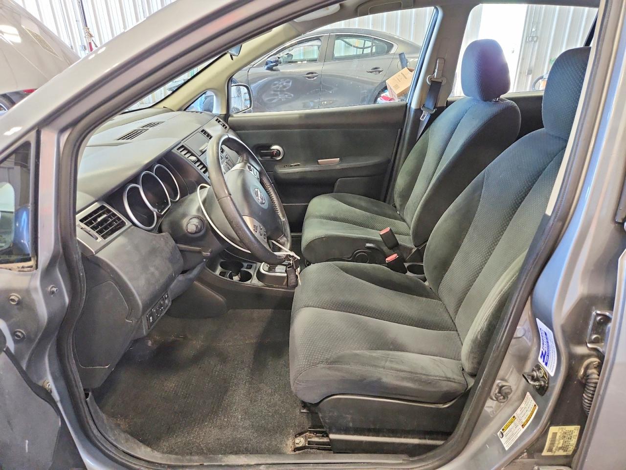2012 NISSAN VERSA 1.8 S photo 7
