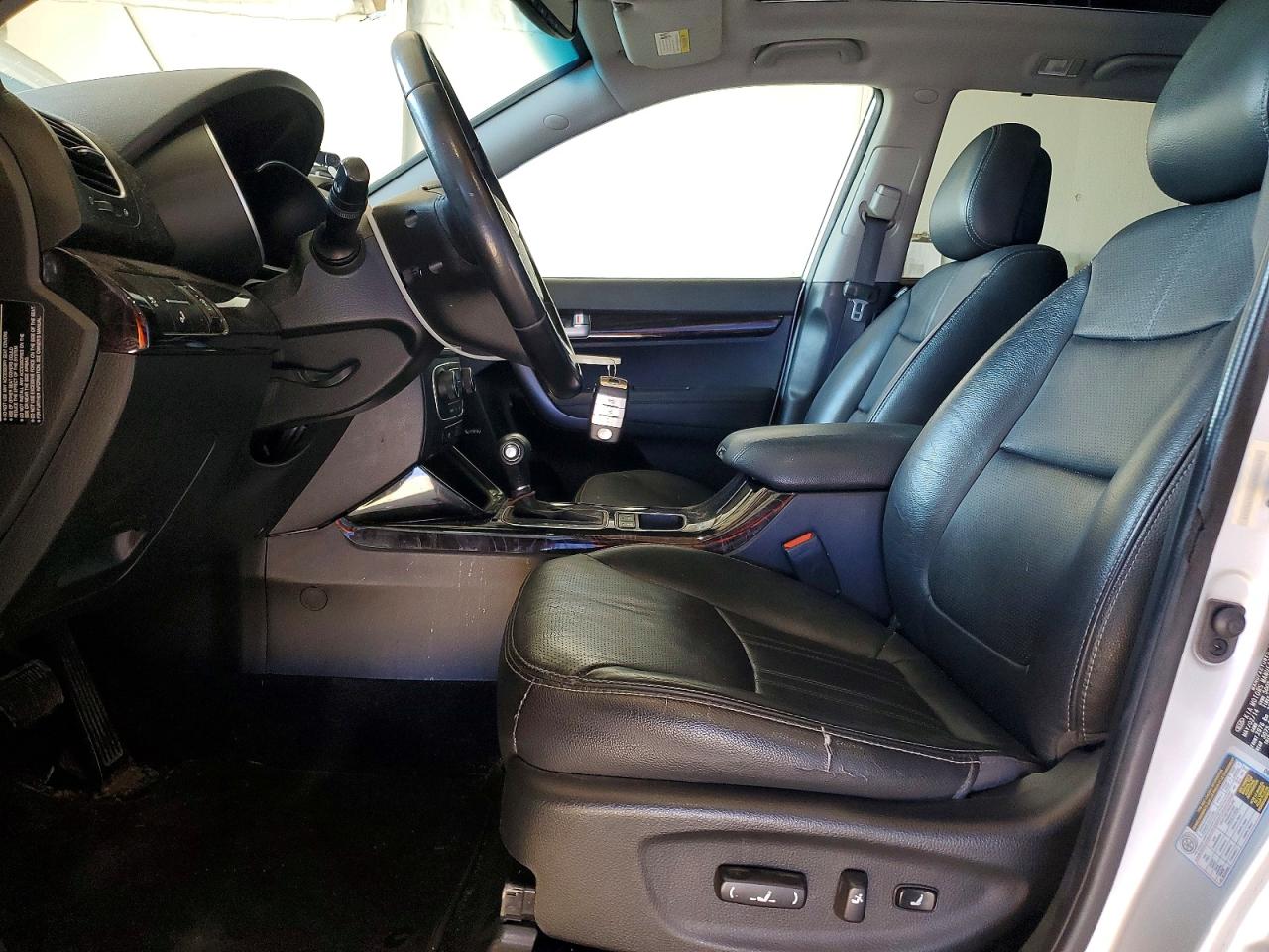 2015 KIA SORENTO EX photo 19