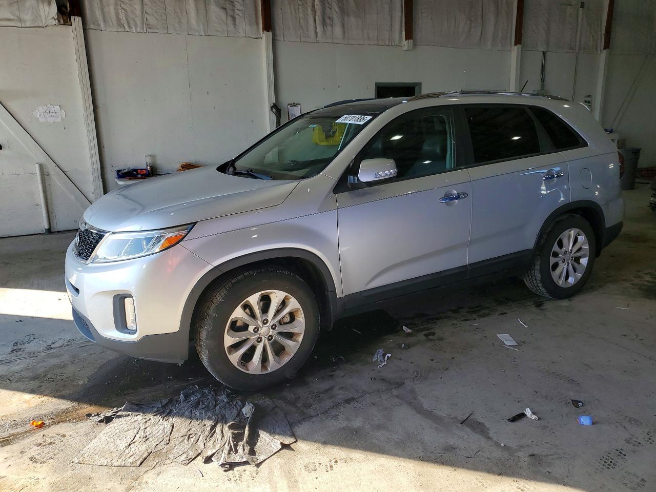 2015 KIA SORENTO