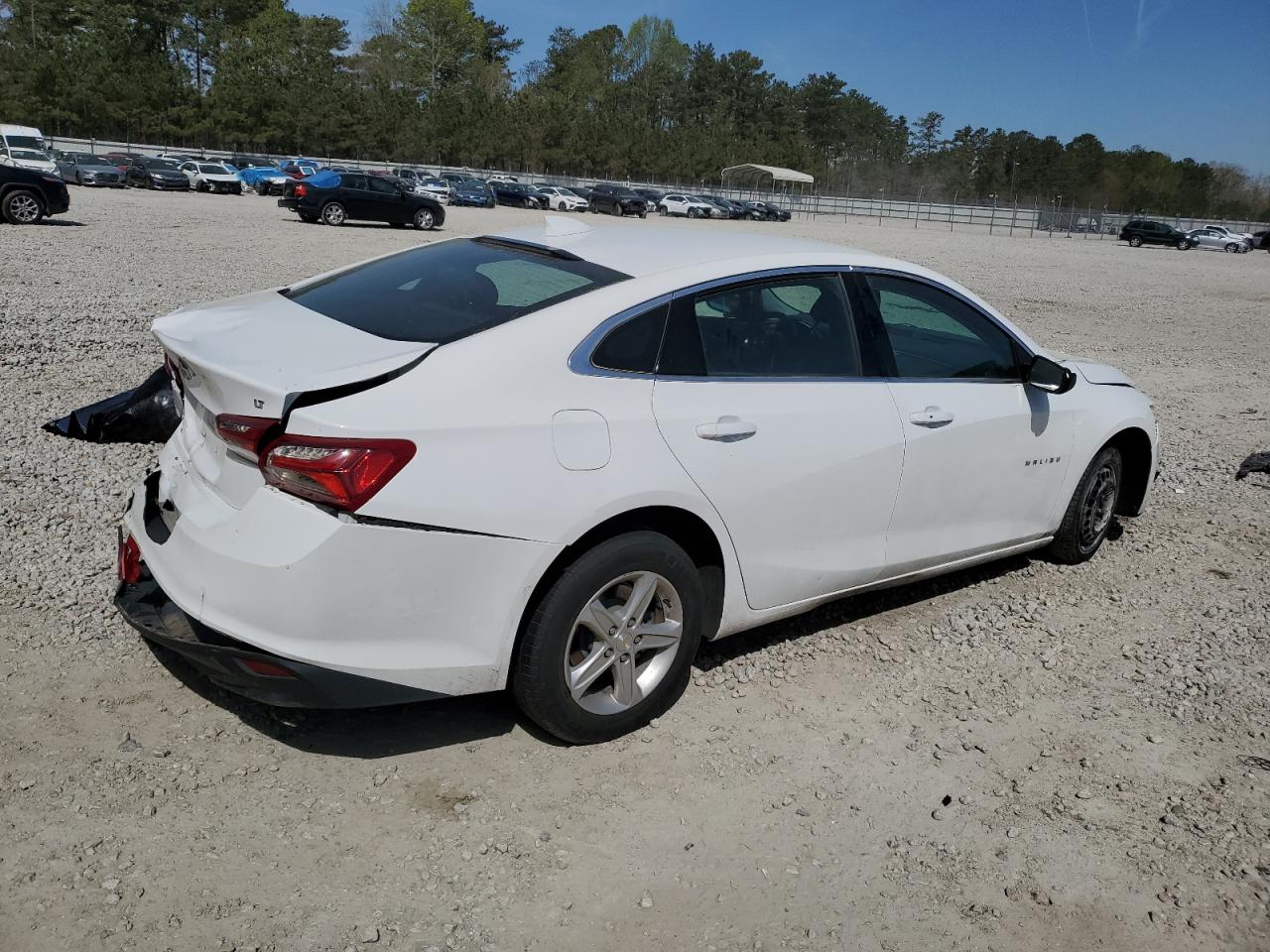 2022 CHEVROLET MALIBU LT photo 5