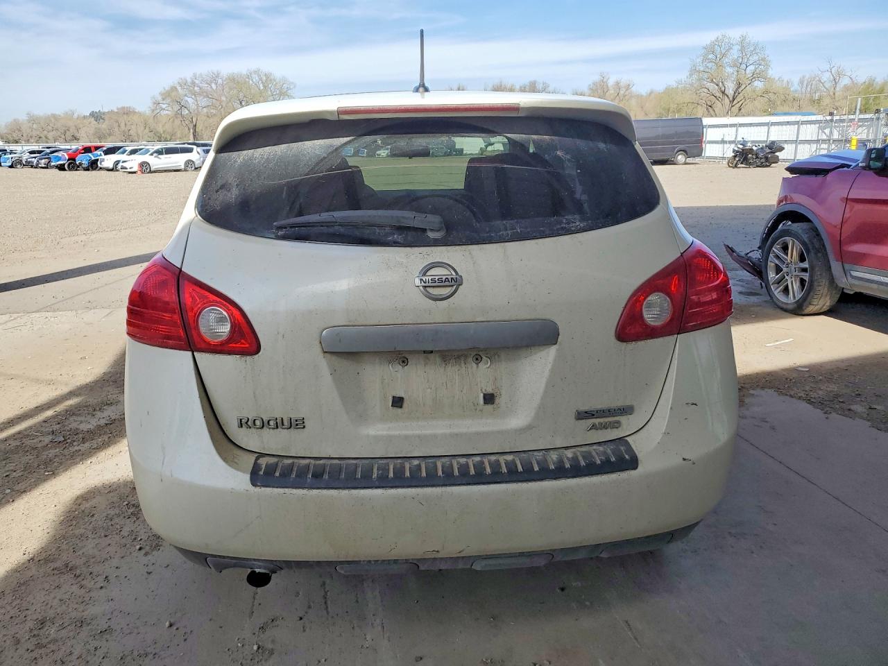 2013 NISSAN ROGUE S photo 6