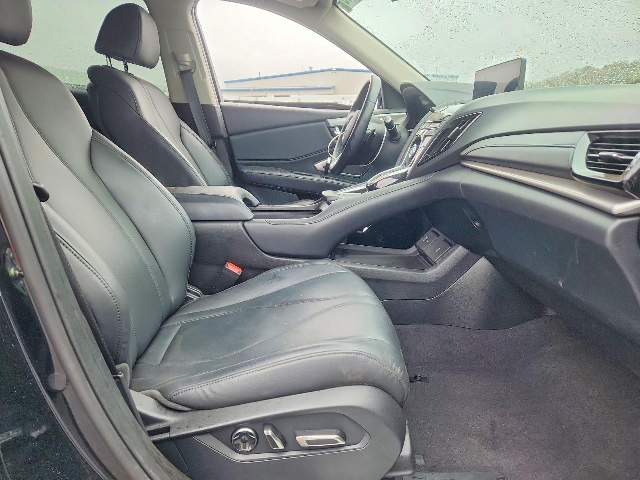 2019 ACURA RDX photo 13