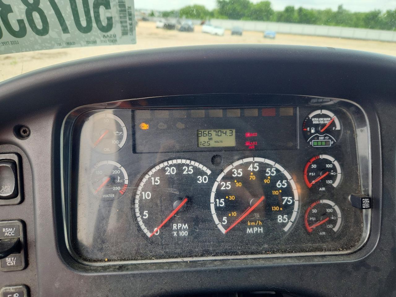 2012 FREIGHTLINER M2 106 MEDIUM DUTY photo 22