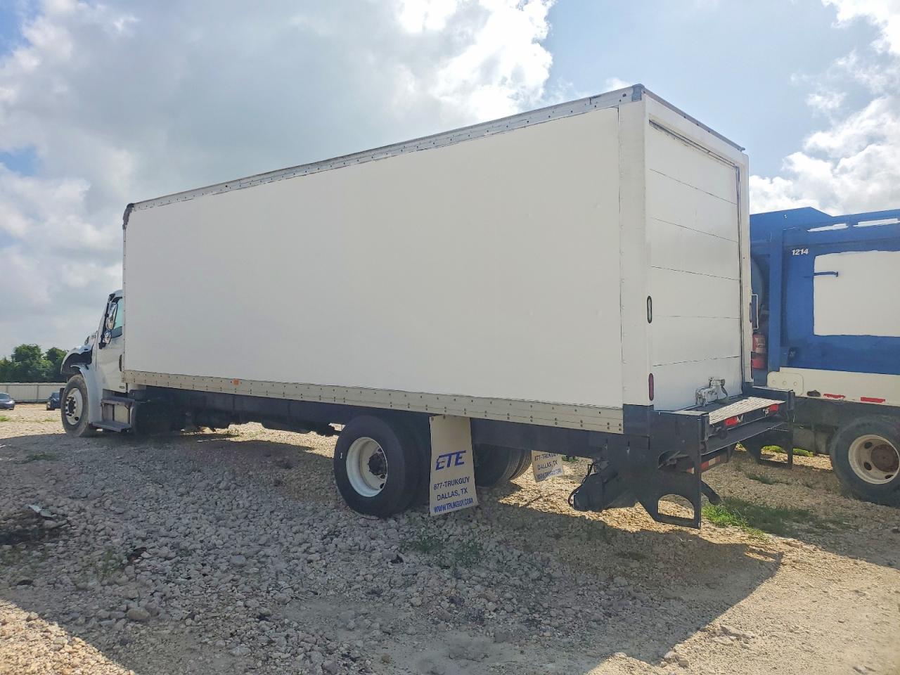 2012 FREIGHTLINER M2 106 MEDIUM DUTY photo 7