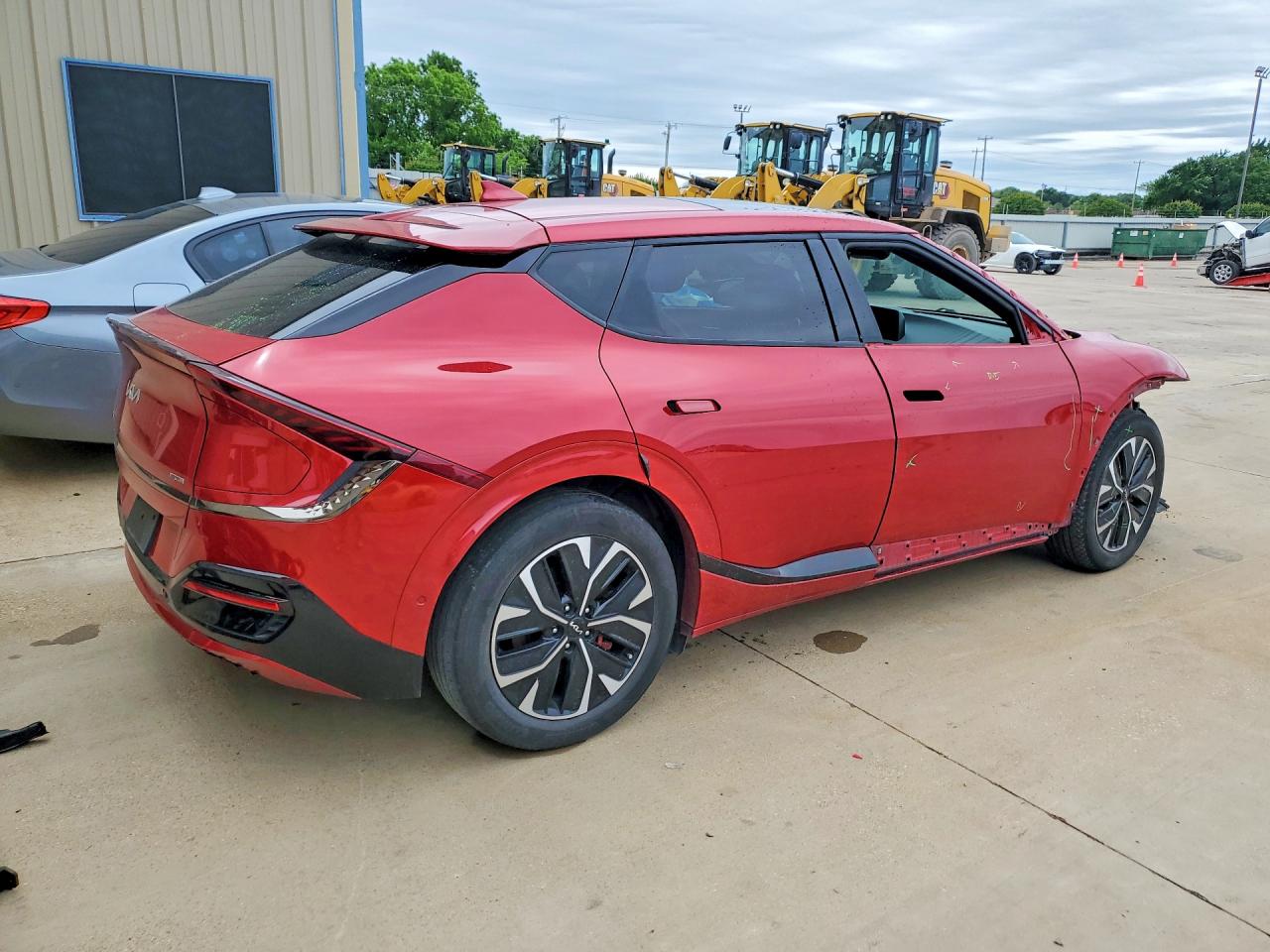 2022 KIA EV6 GT LINE photo 3