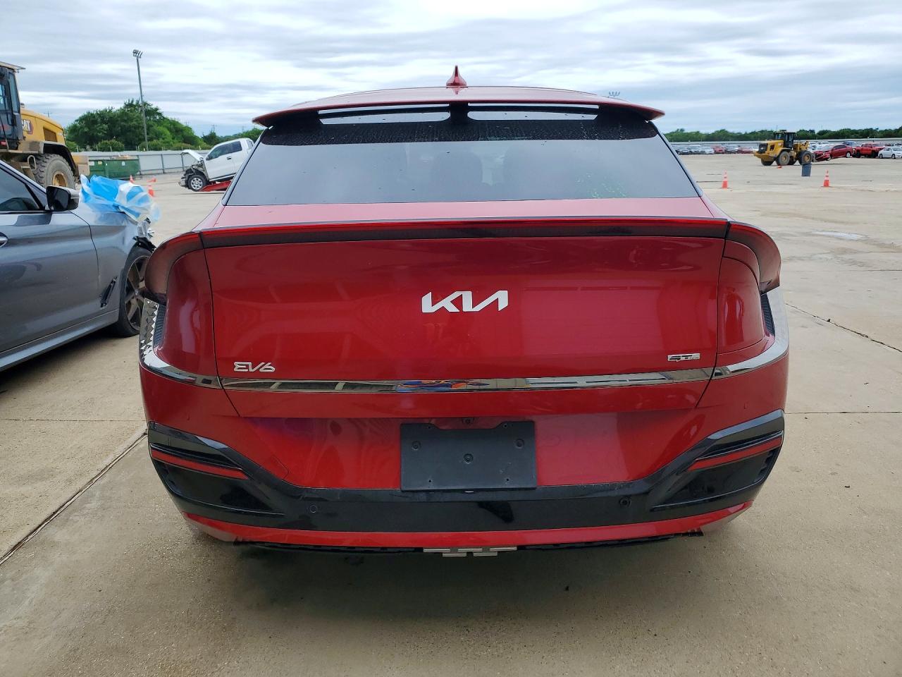 2022 KIA EV6 GT LINE photo 6