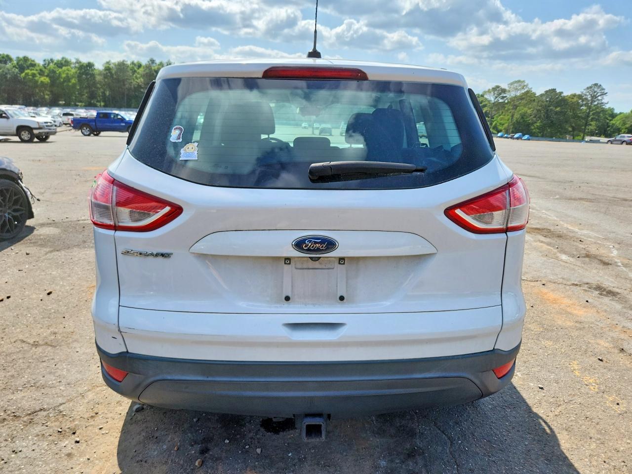 2016 FORD ESCAPE S photo 11