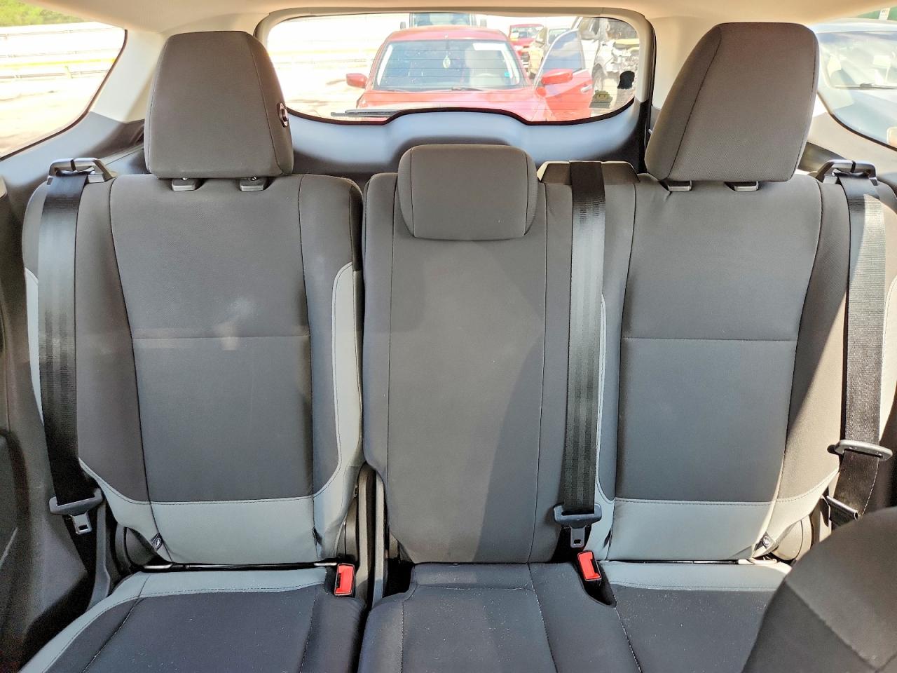 2016 FORD ESCAPE S photo 19