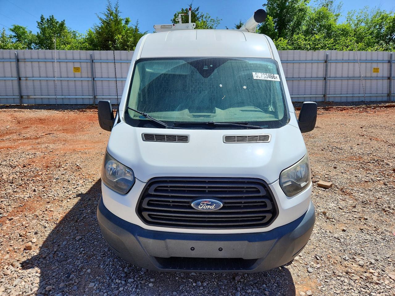 2017 FORD TRANSIT T-150 photo 9