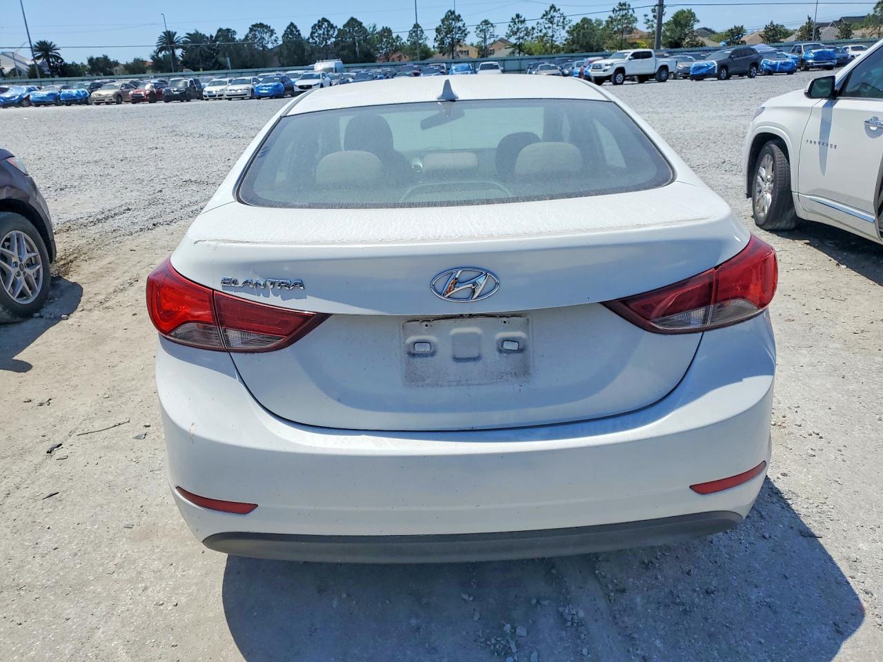 2015 HYUNDAI ELANTRA SE photo 11