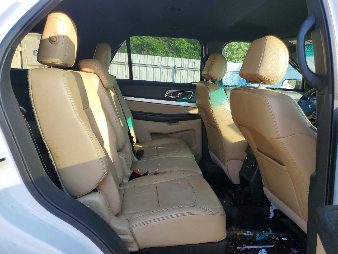 2016 FORD EXPLORER XLT photo 21