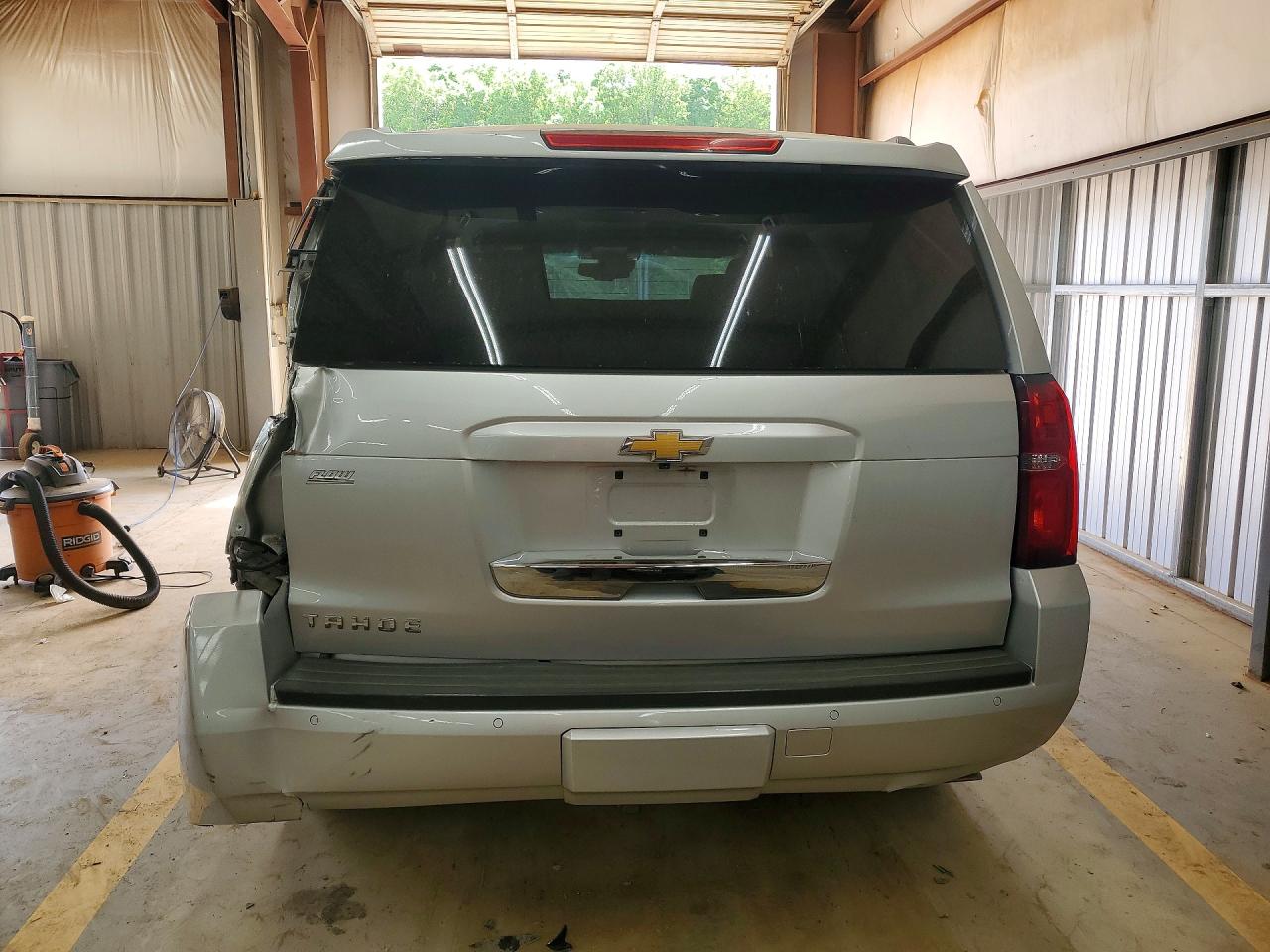 2017 CHEVROLET TAHOE C1500 LT photo 11