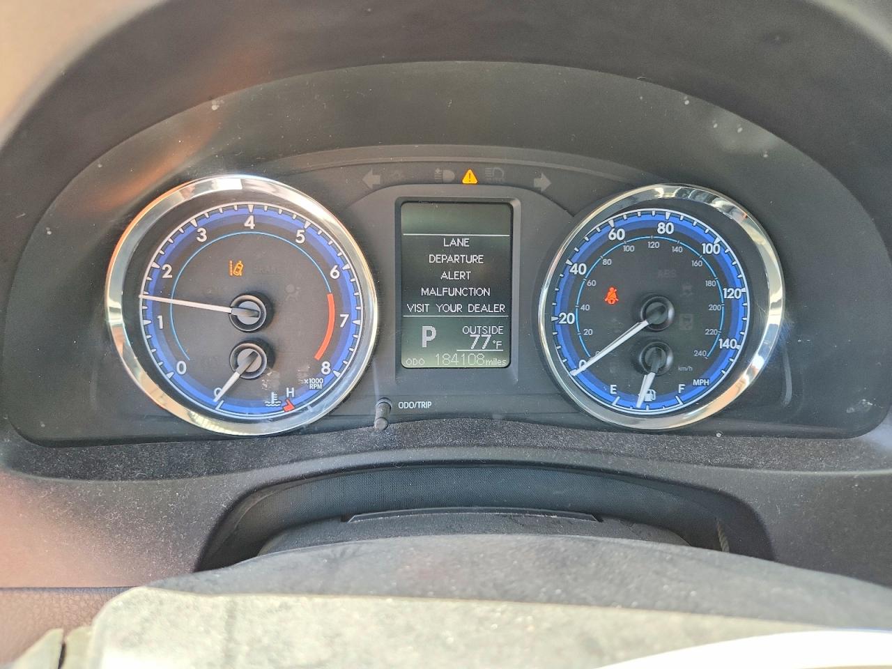 2019 TOYOTA COROLLA LE photo 17