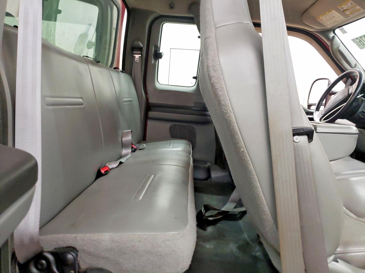 2005 FORD F250 SUPER DUTY photo 28