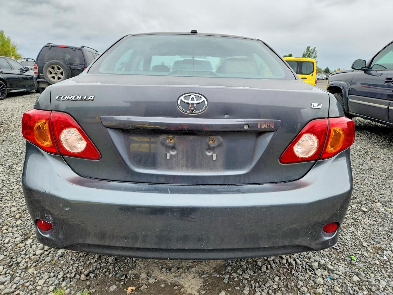 2010 TOYOTA COROLLA LE photo 11