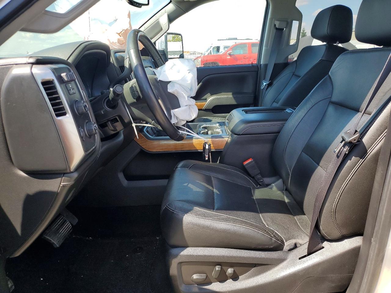2018 CHEVROLET SILVERADO K2500 HEAVY DUTY LTZ photo 19