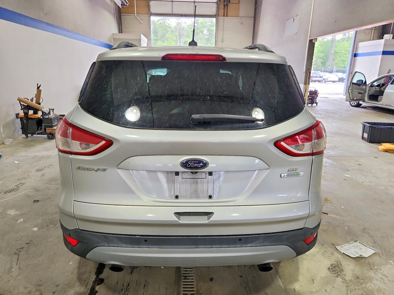 2014 FORD ESCAPE SE photo 6
