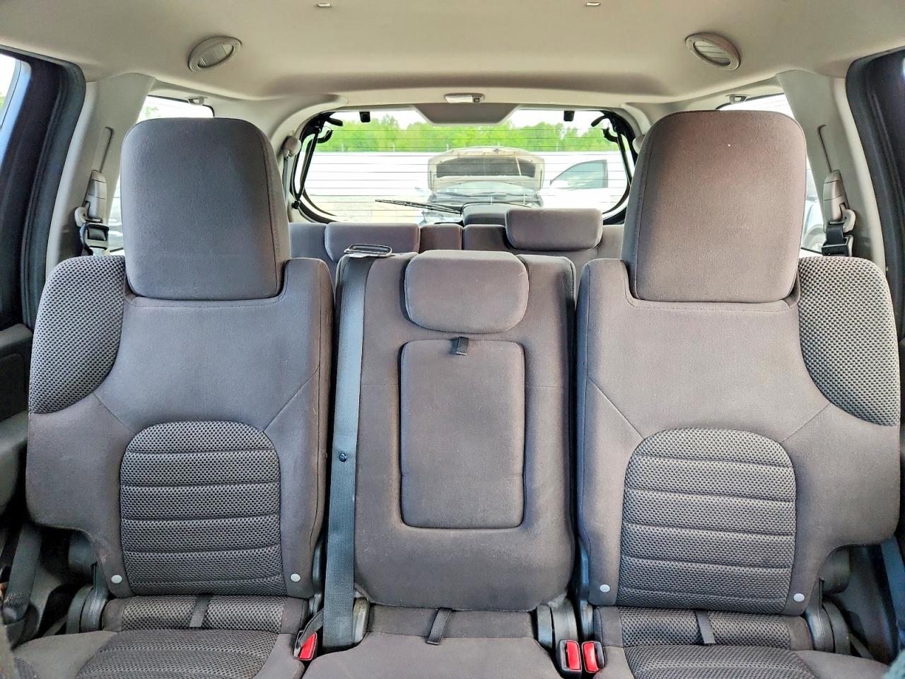 2012 NISSAN PATHFINDER S photo 28