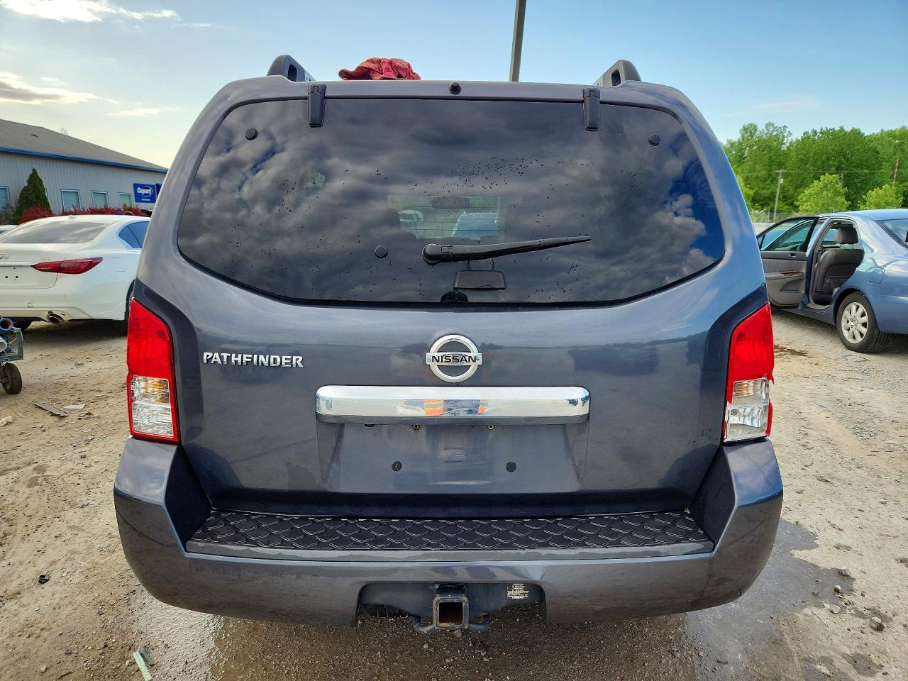 2012 NISSAN PATHFINDER S photo 16
