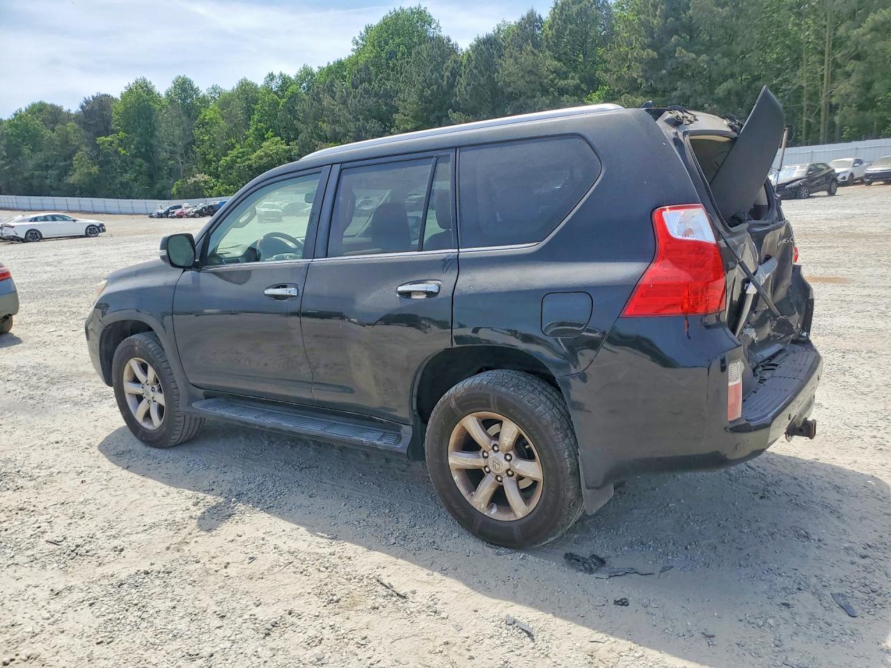 2011 LEXUS GX 460 photo 3