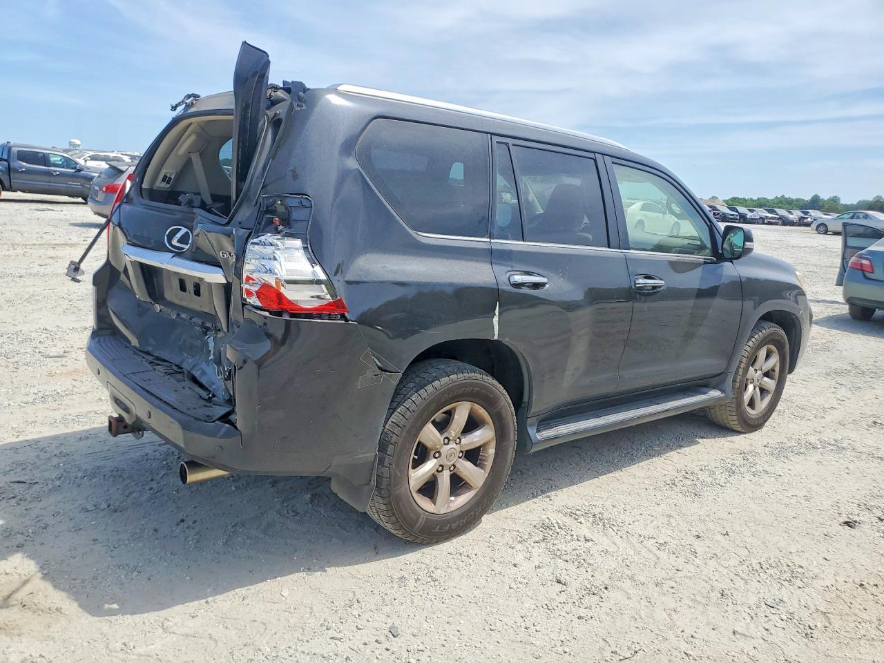 2011 LEXUS GX 460 photo 5
