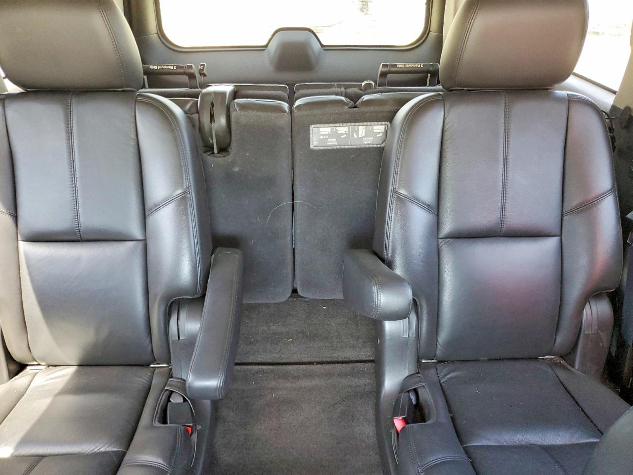 2011 CHEVROLET TAHOE K1500 LT photo 28