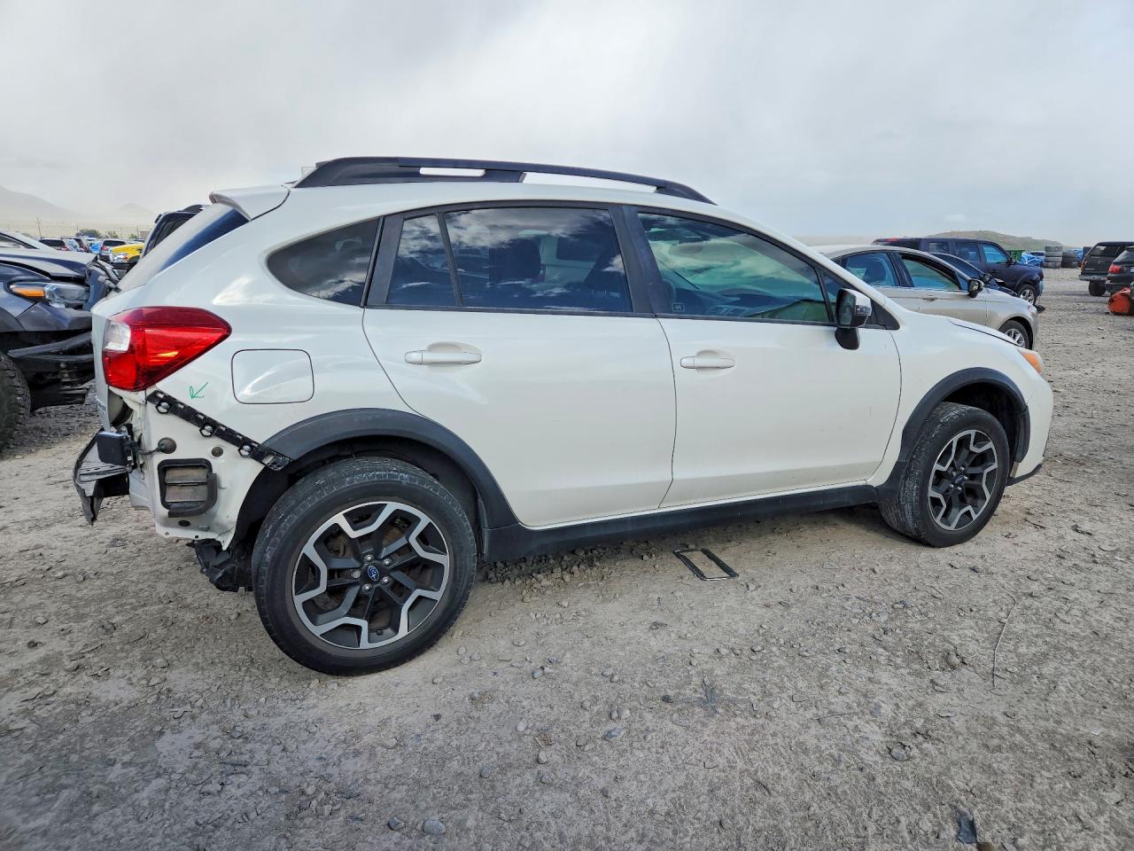 2017 SUBARU CROSSTREK LIMITED photo 7