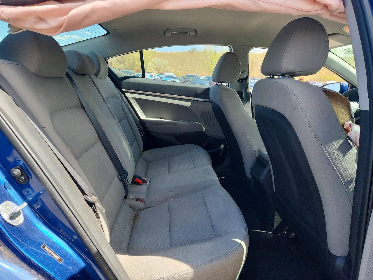 2017 HYUNDAI ELANTRA SE photo 28