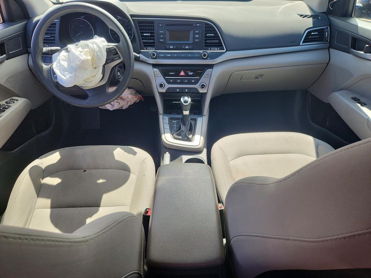 2017 HYUNDAI ELANTRA SE photo 22
