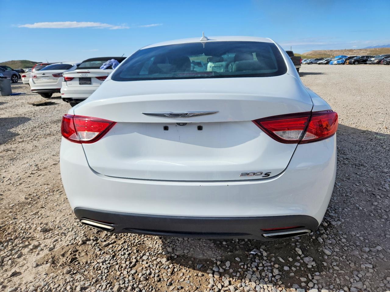 2015 CHRYSLER 200 S photo 11