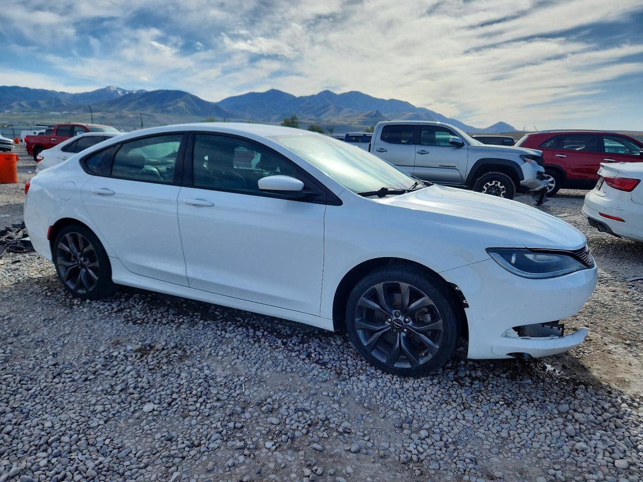 2015 CHRYSLER 200 S photo 7