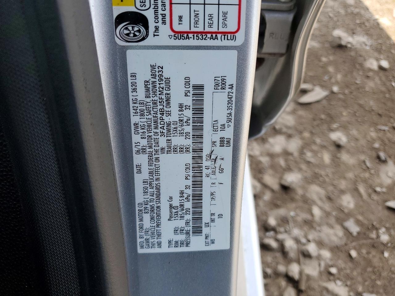 2015 FORD FIESTA SE photo 34