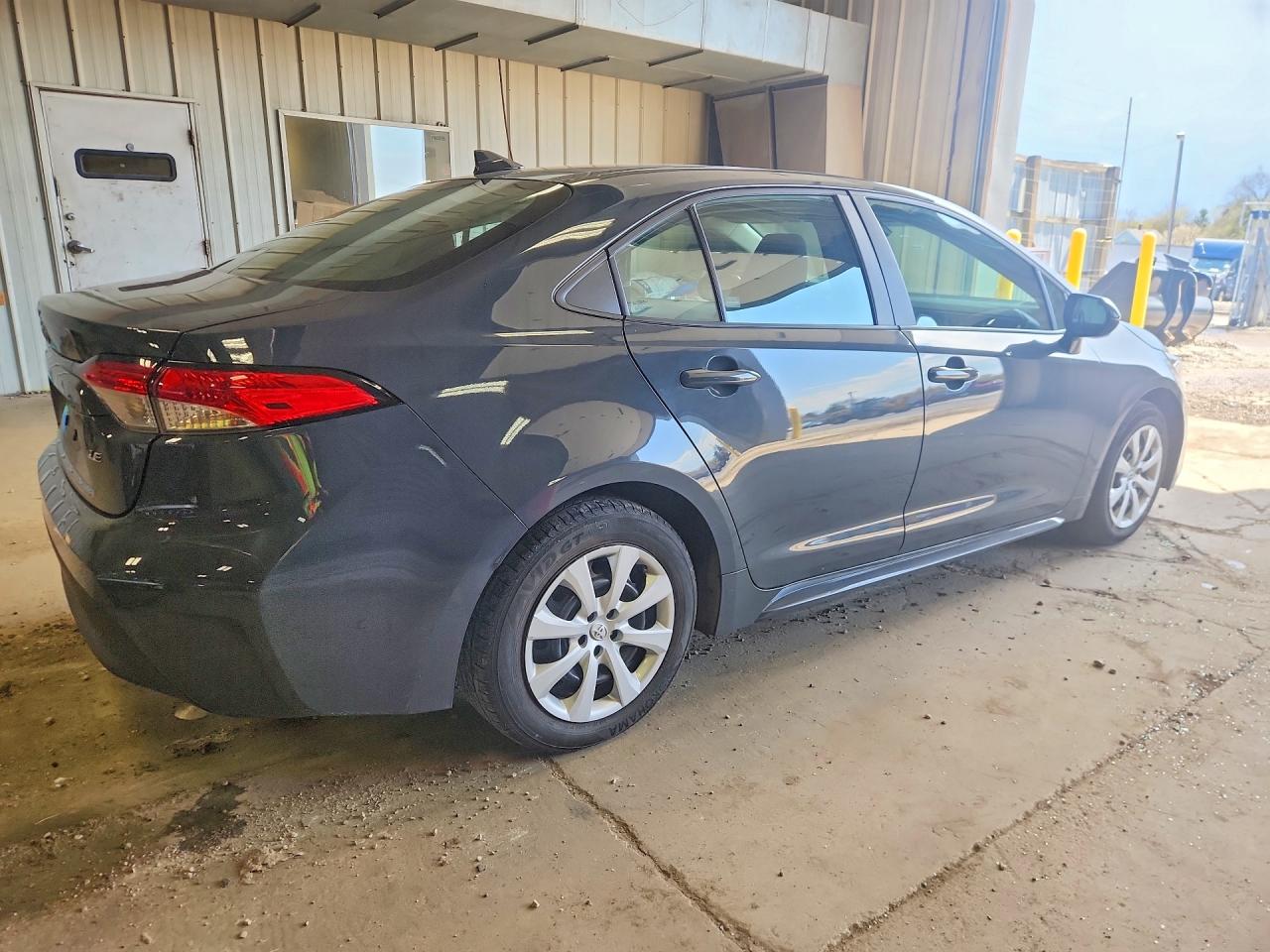 2024 TOYOTA COROLLA LE photo 5