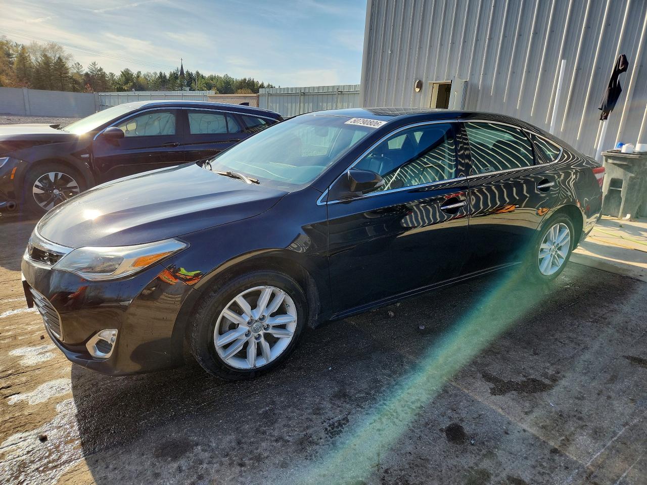 2013 TOYOTA AVALON