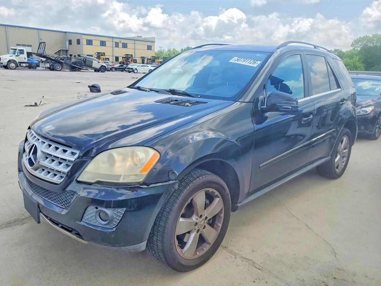 2011 MERCEDES-BENZ ML