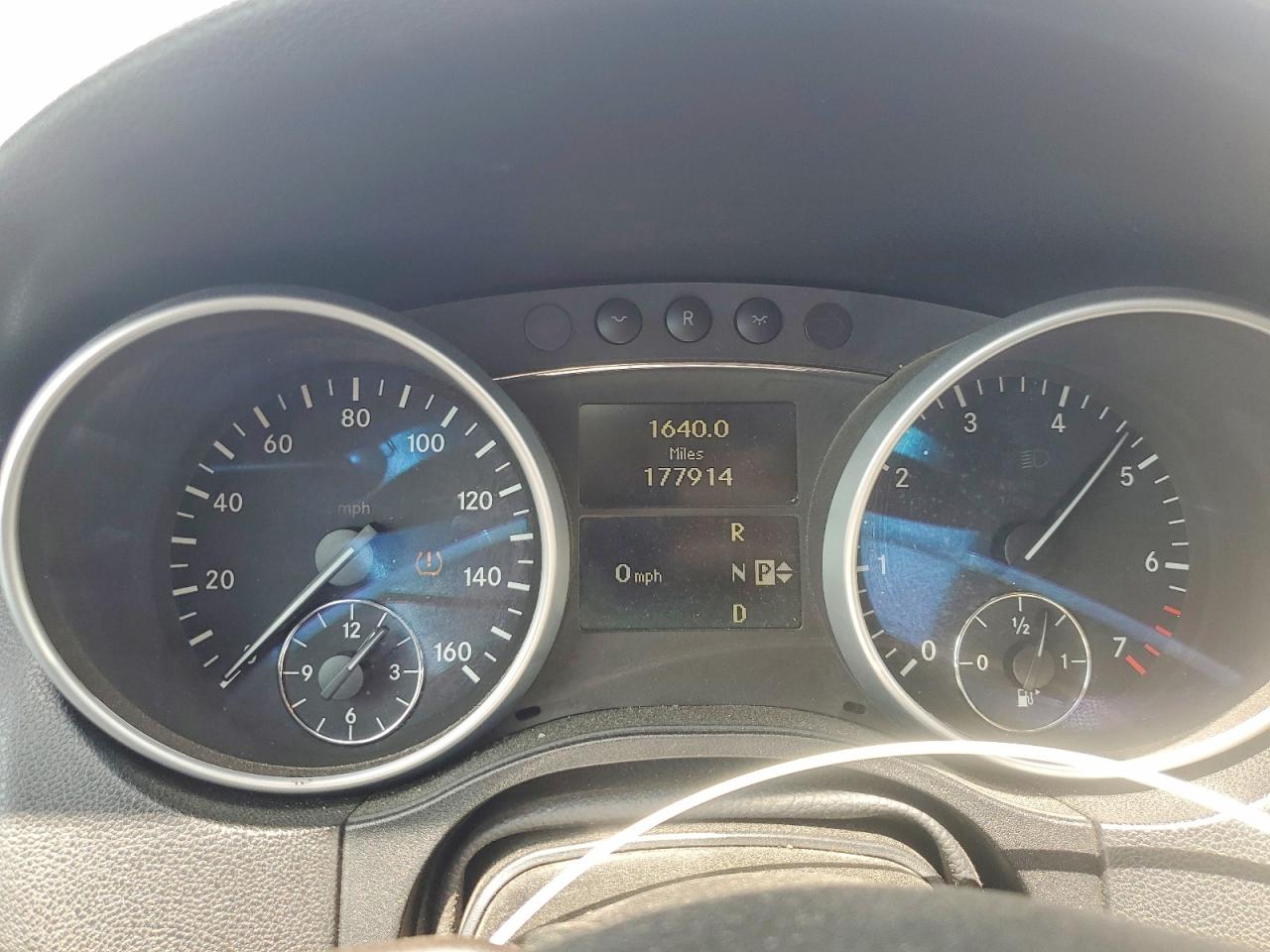 2011 MERCEDES-BENZ ML 350 4MATIC photo 17