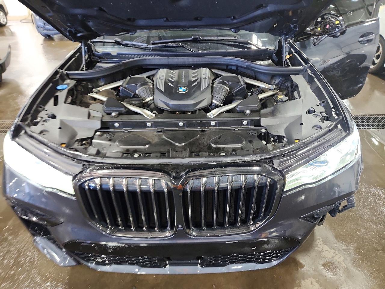 2022 BMW X7 M50I photo 23
