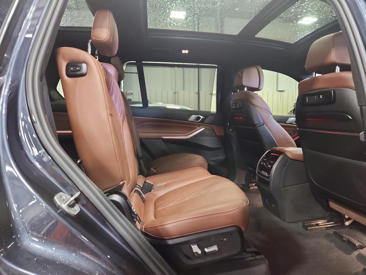 2022 BMW X7 M50I photo 21