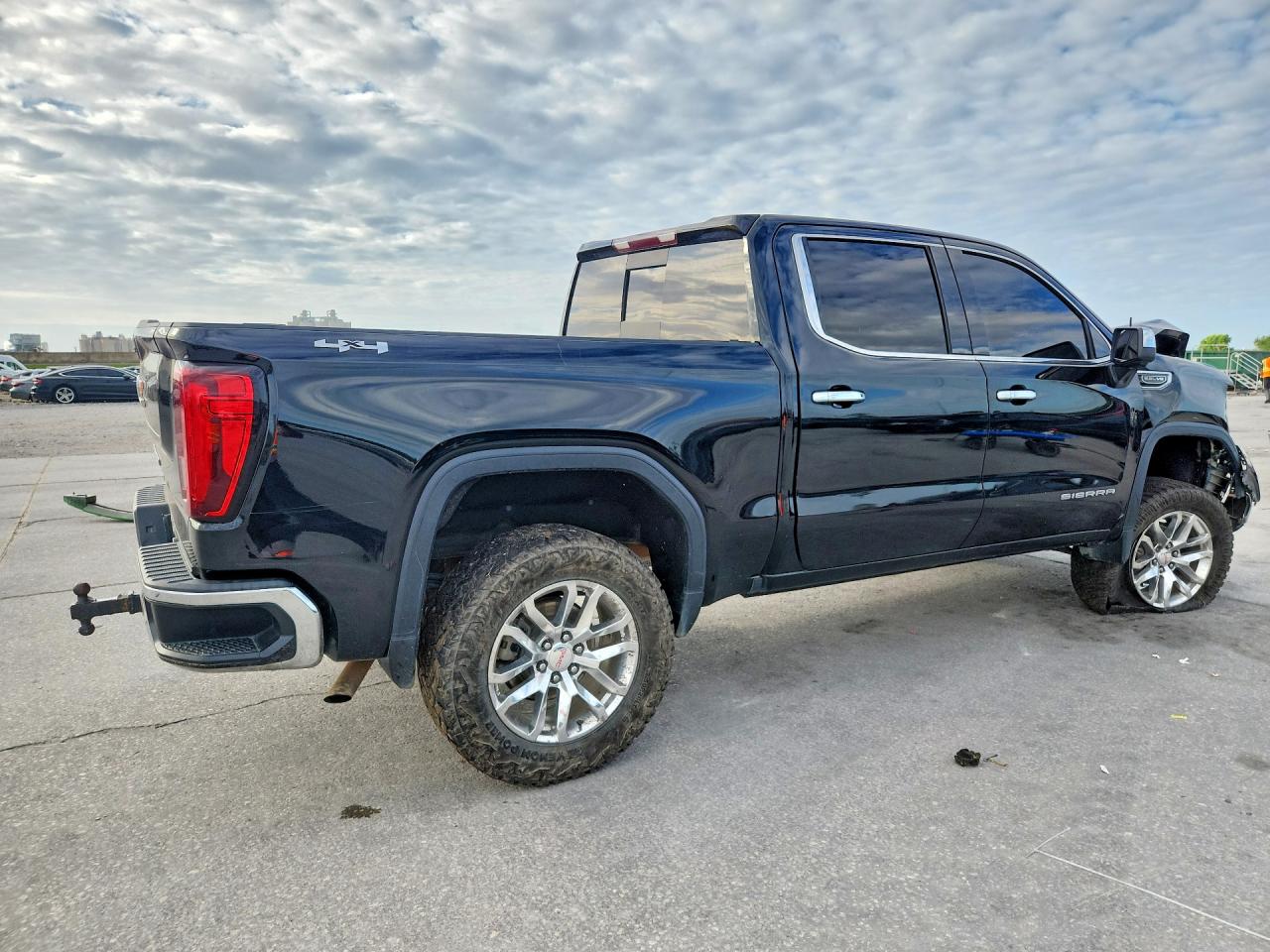 2019 GMC SIERRA K1500 SLT photo 7