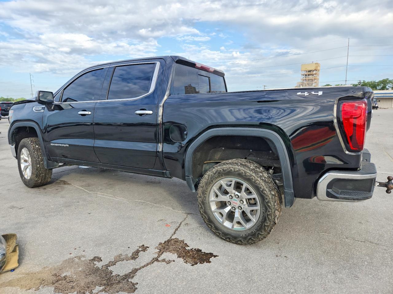 2019 GMC SIERRA K1500 SLT photo 4