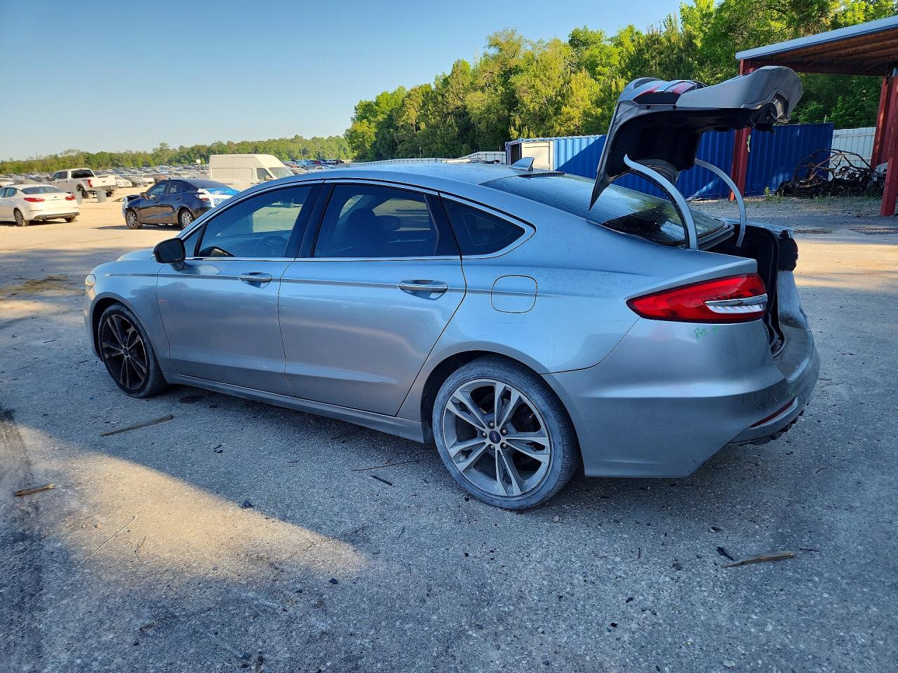 2020 FORD FUSION TITANIUM photo 4