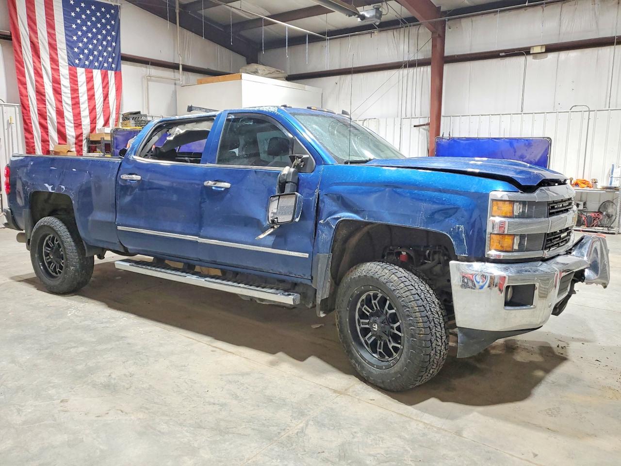2017 CHEVROLET SILVERADO K3500 LTZ photo 7