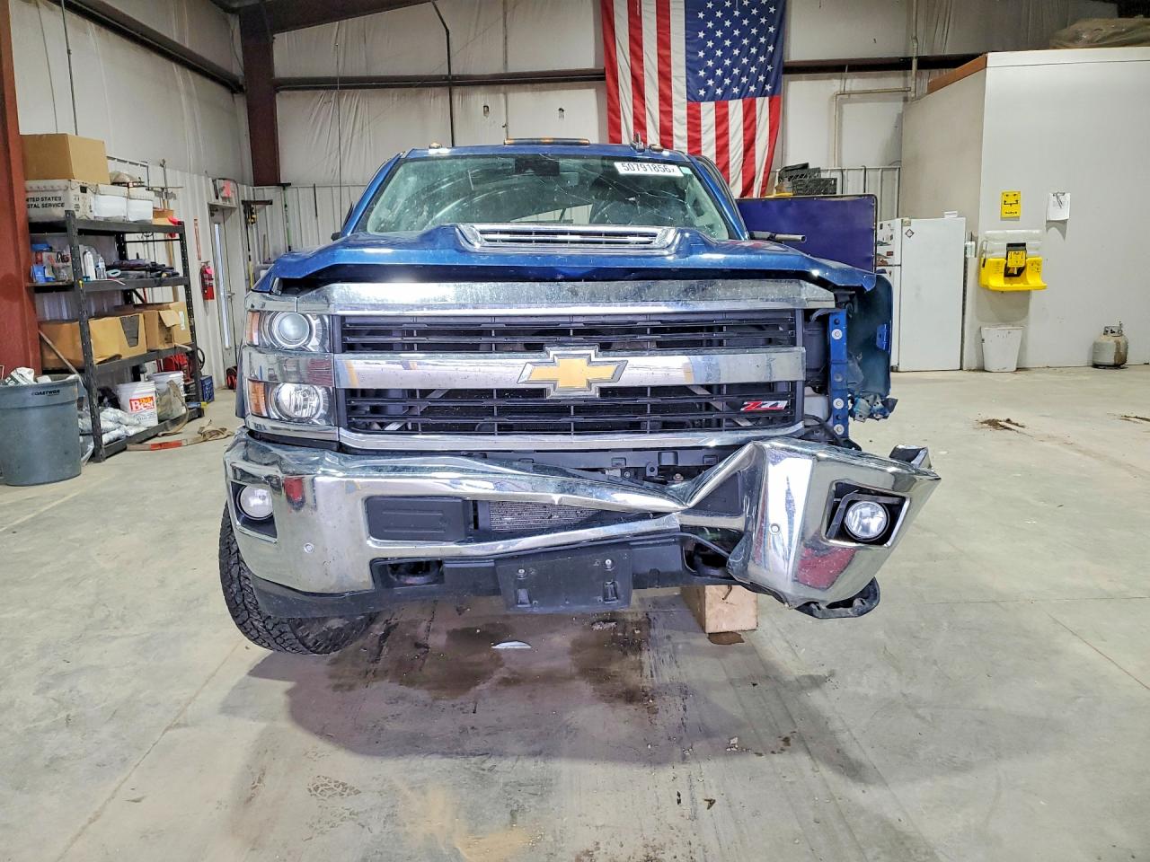2017 CHEVROLET SILVERADO K3500 LTZ photo 9