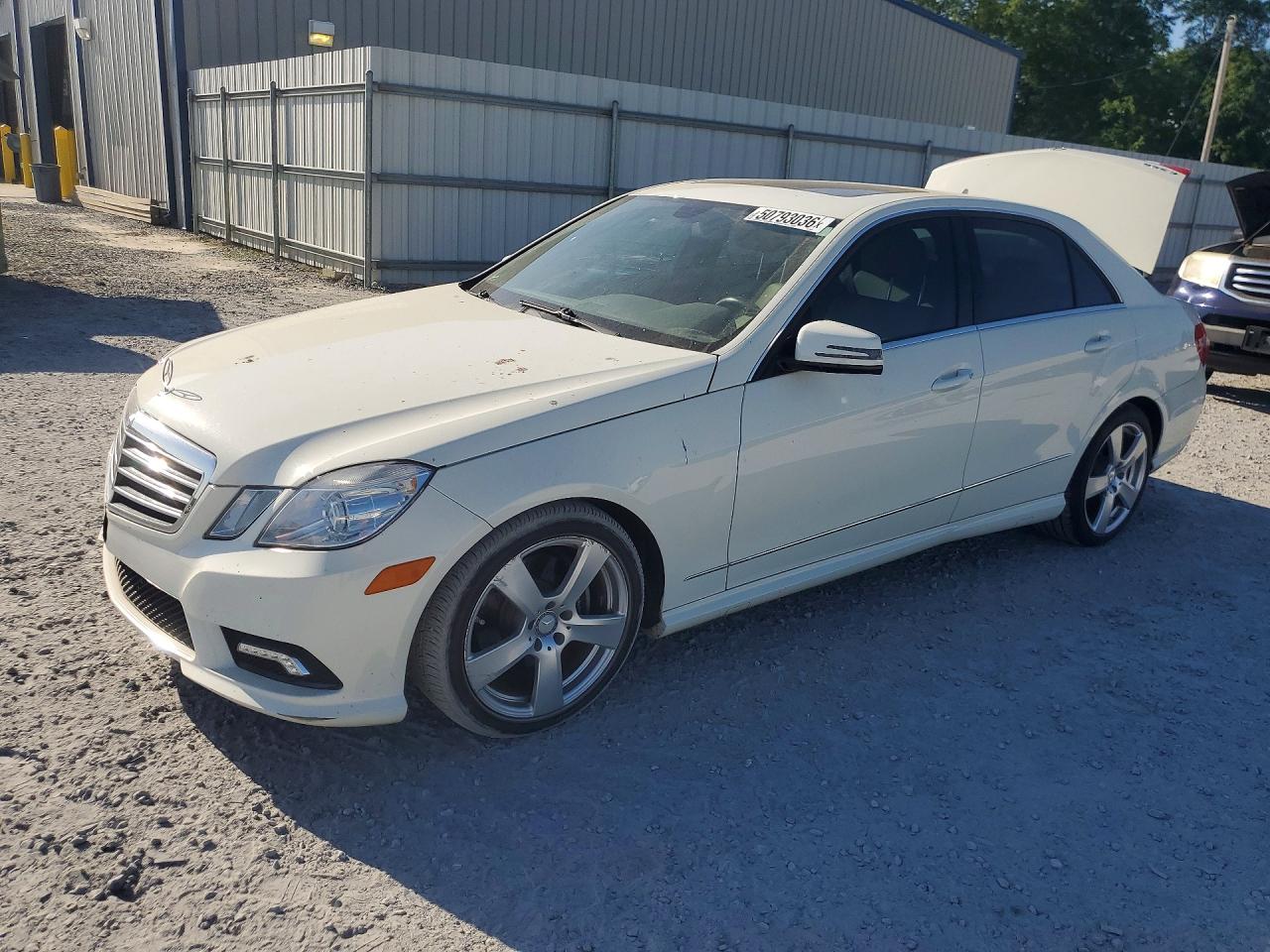 2011 MERCEDES-BENZ E
