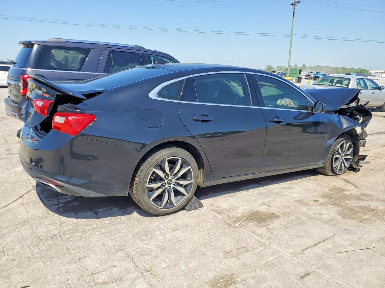 2025 CHEVROLET MALIBU RS photo 5