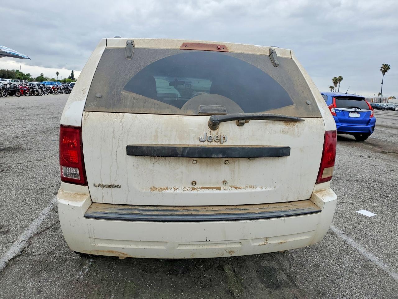 2007 JEEP GRAND CHEROKEE LAREDO photo 6