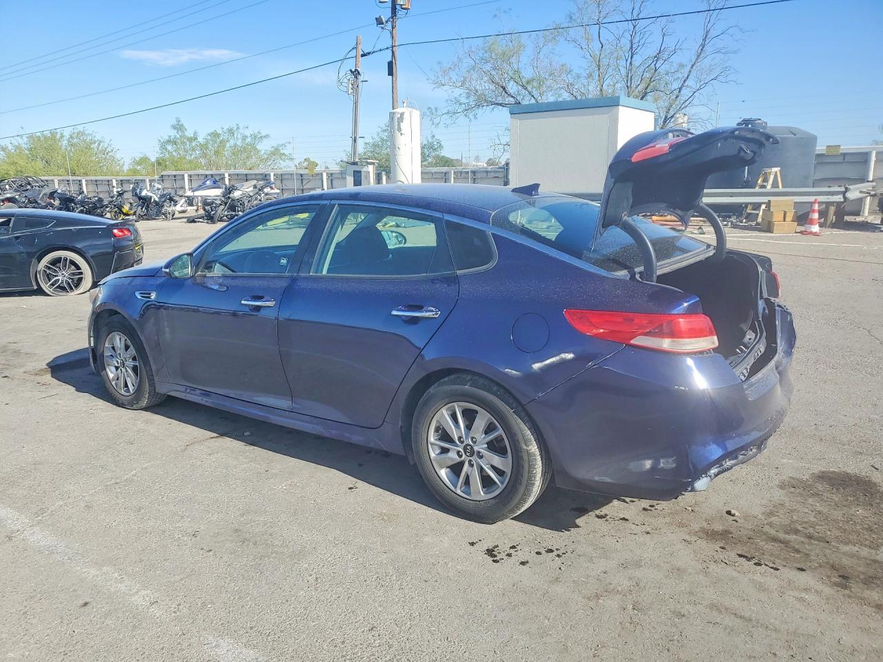 2018 KIA OPTIMA LX photo 2