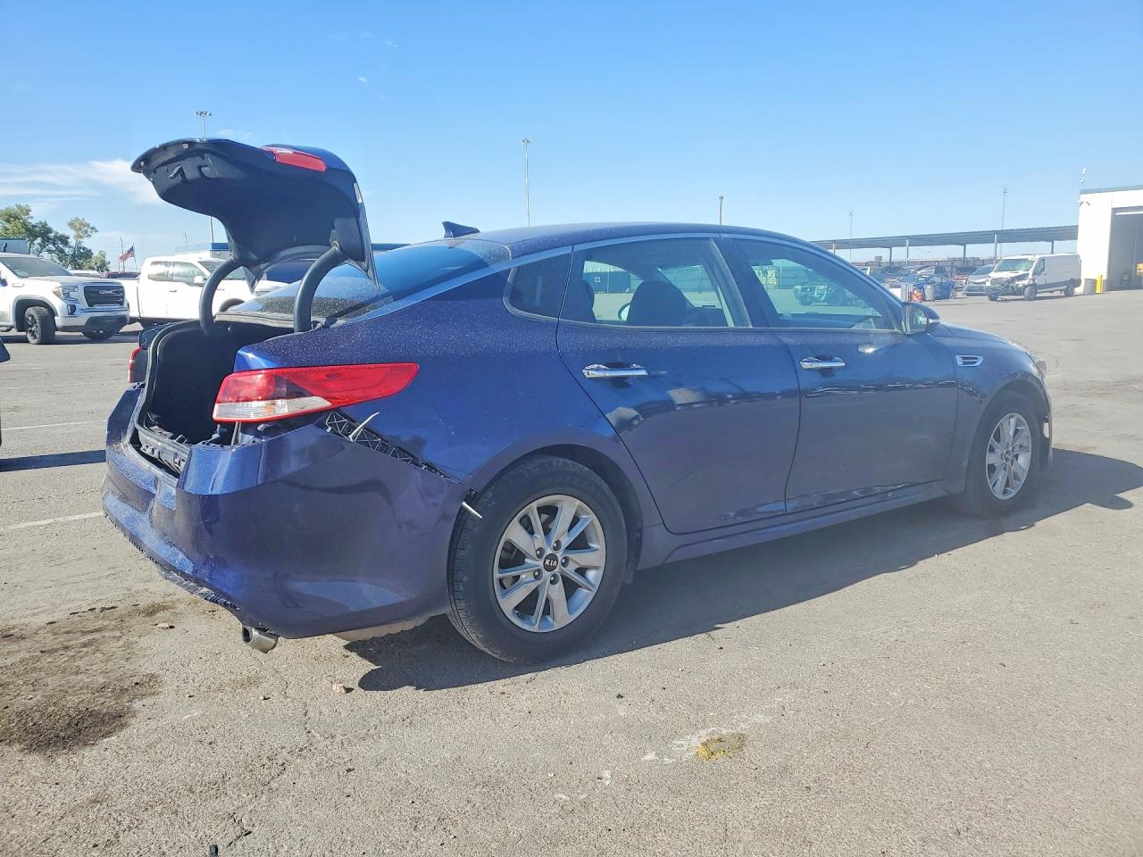 2018 KIA OPTIMA LX photo 3