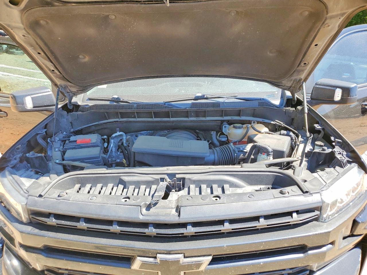 2020 CHEVROLET SILVERADO K1500 LT photo 21